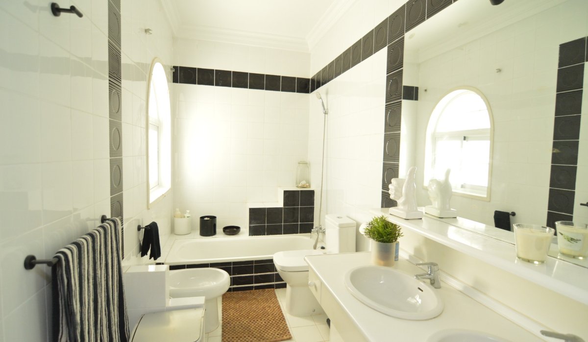 Resale - Villa - Torrevieja - Torreta