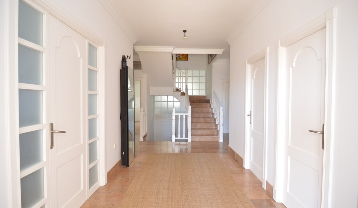 Resale - Villa - Torrevieja - Torreta