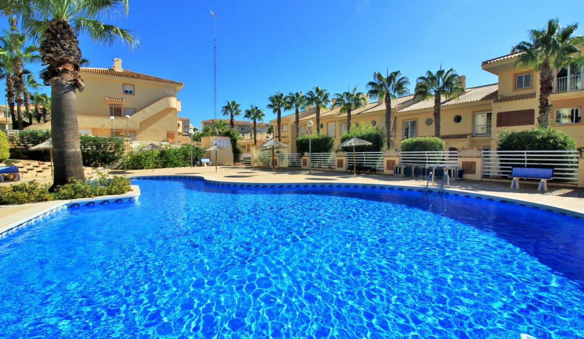 Resale - Apartment / flat - Cabo Roig