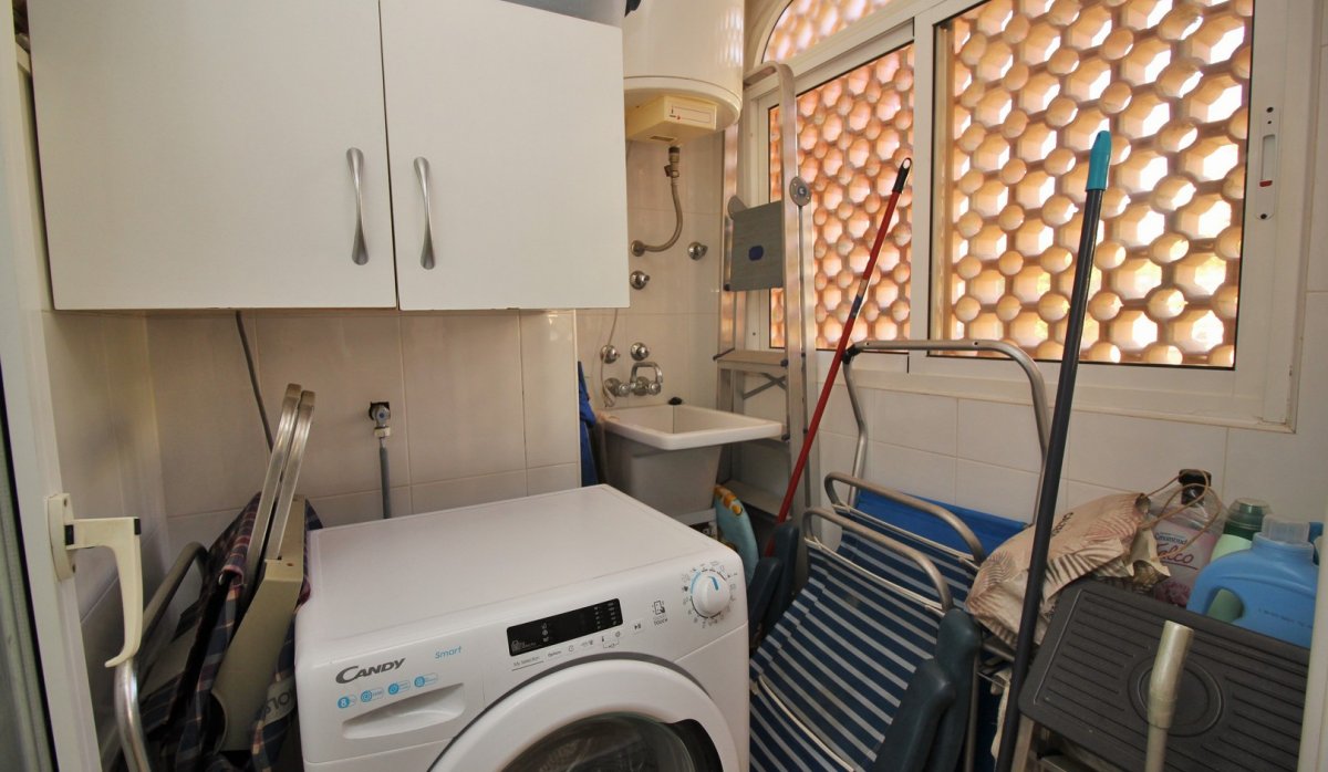 Resale - Apartment / flat - Cabo Roig