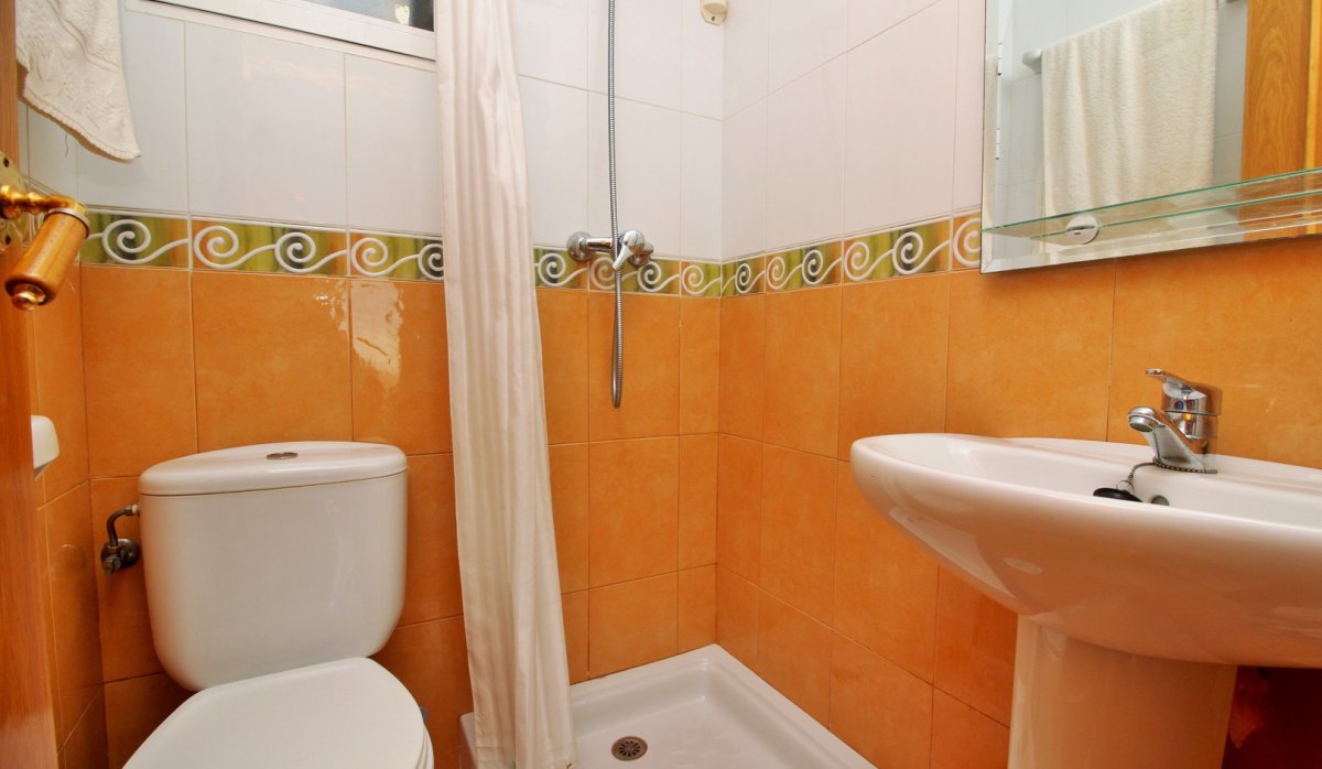 Resale - Apartment / flat - Cabo Roig