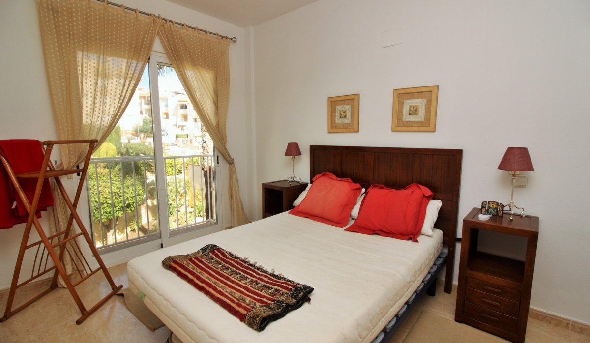 Resale - Apartment / flat - Cabo Roig