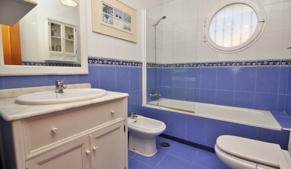 Resale - Apartment / flat - Cabo Roig