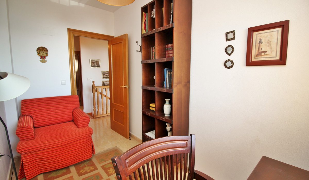 Resale - Apartment / flat - Cabo Roig