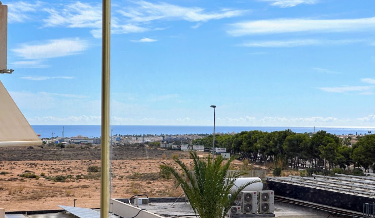 Resale - Apartment / flat - Orihuela Costa - La Zenia
