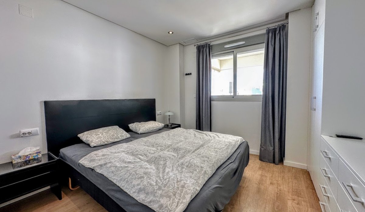 Resale - Apartment / flat - Orihuela Costa - La Zenia