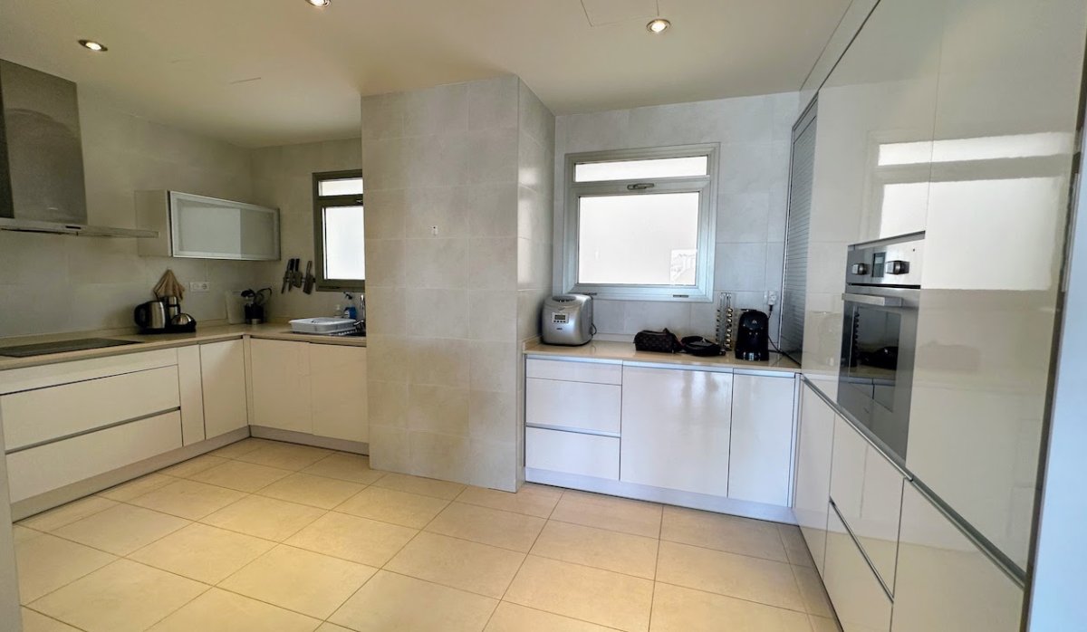 Resale - Apartment / flat - Orihuela Costa - La Zenia