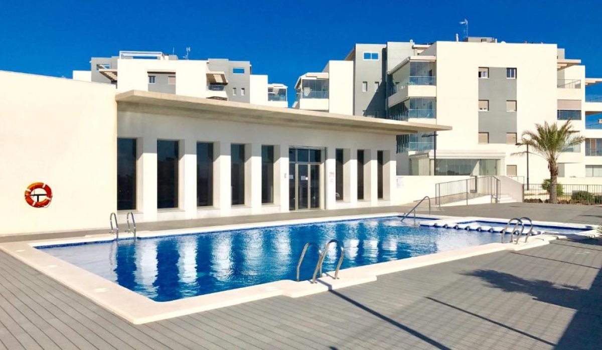 Resale - Apartment / flat - Orihuela Costa - La Zenia