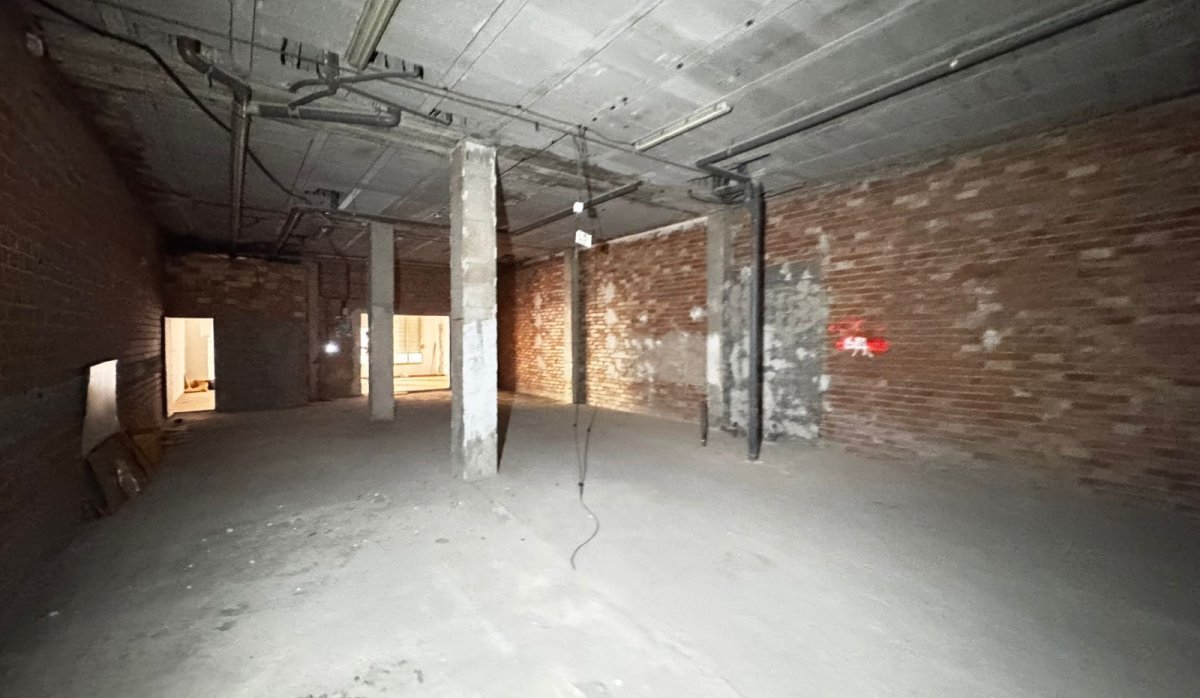 Resale - Commercial - Torrevieja - Playa De Los Locos