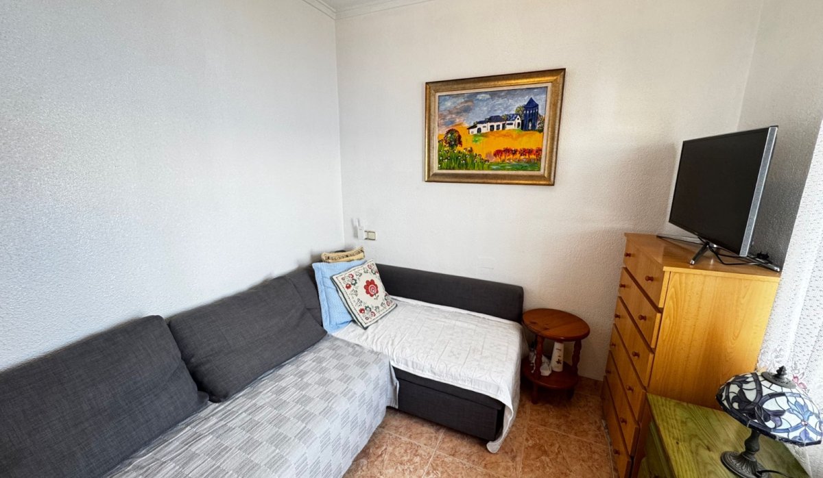 Resale - Villa - Punta Prima