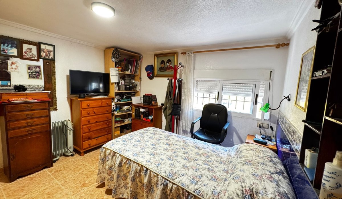 Resale - Villa - Punta Prima