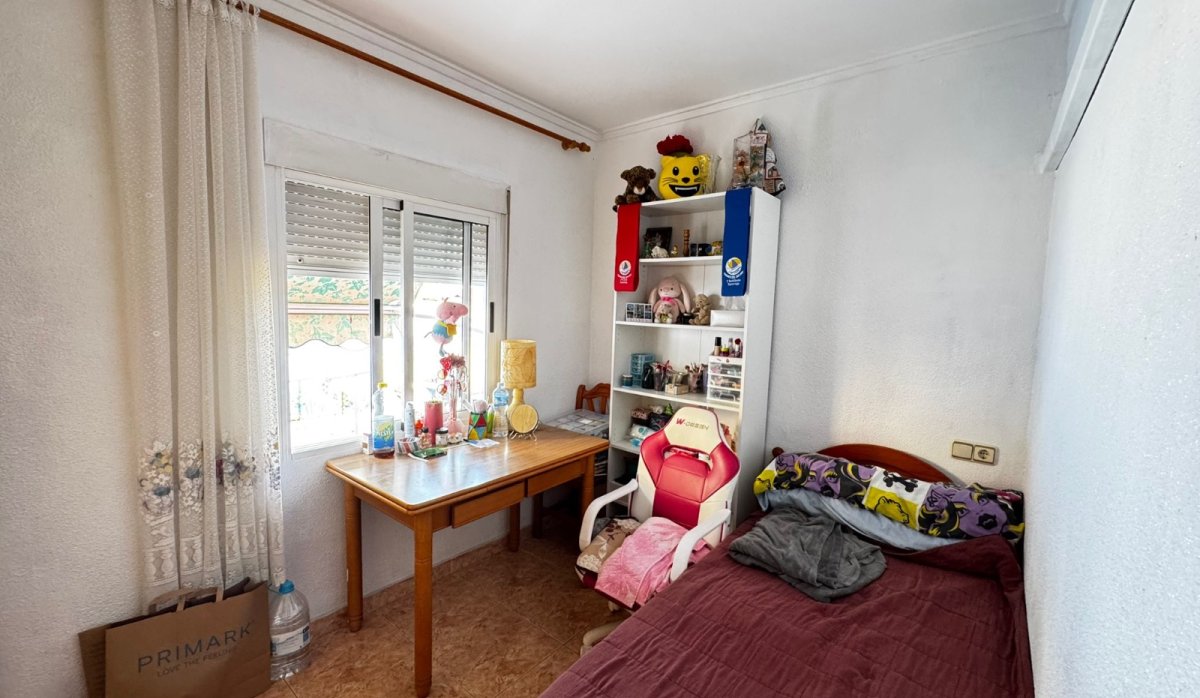 Resale - Villa - Punta Prima