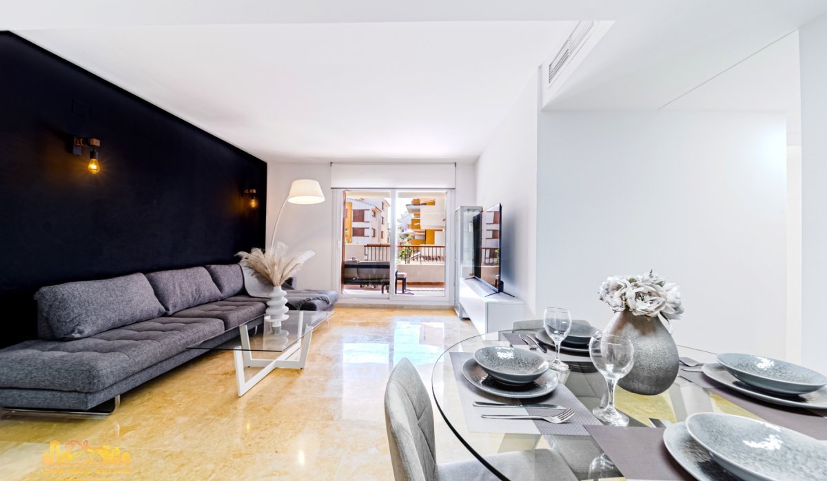 Revente - Appartement - Punta Prima