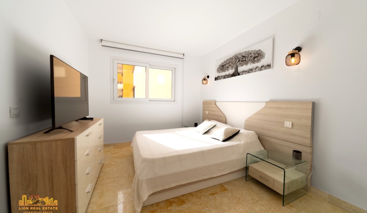 Revente - Appartement - Punta Prima