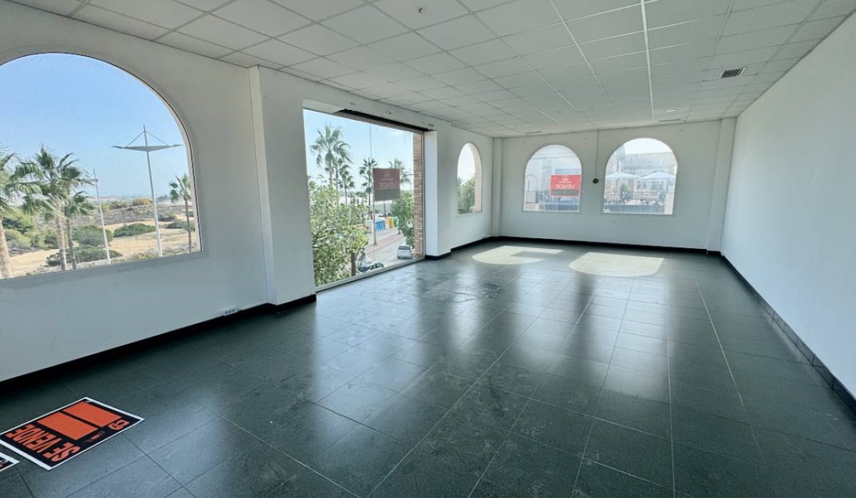 Reventa - Comercial - La Finca Golf