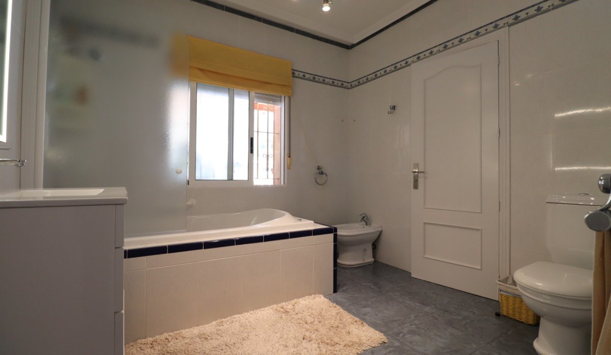 Resale - Villa - Algorfa - Lomas de La Juliana