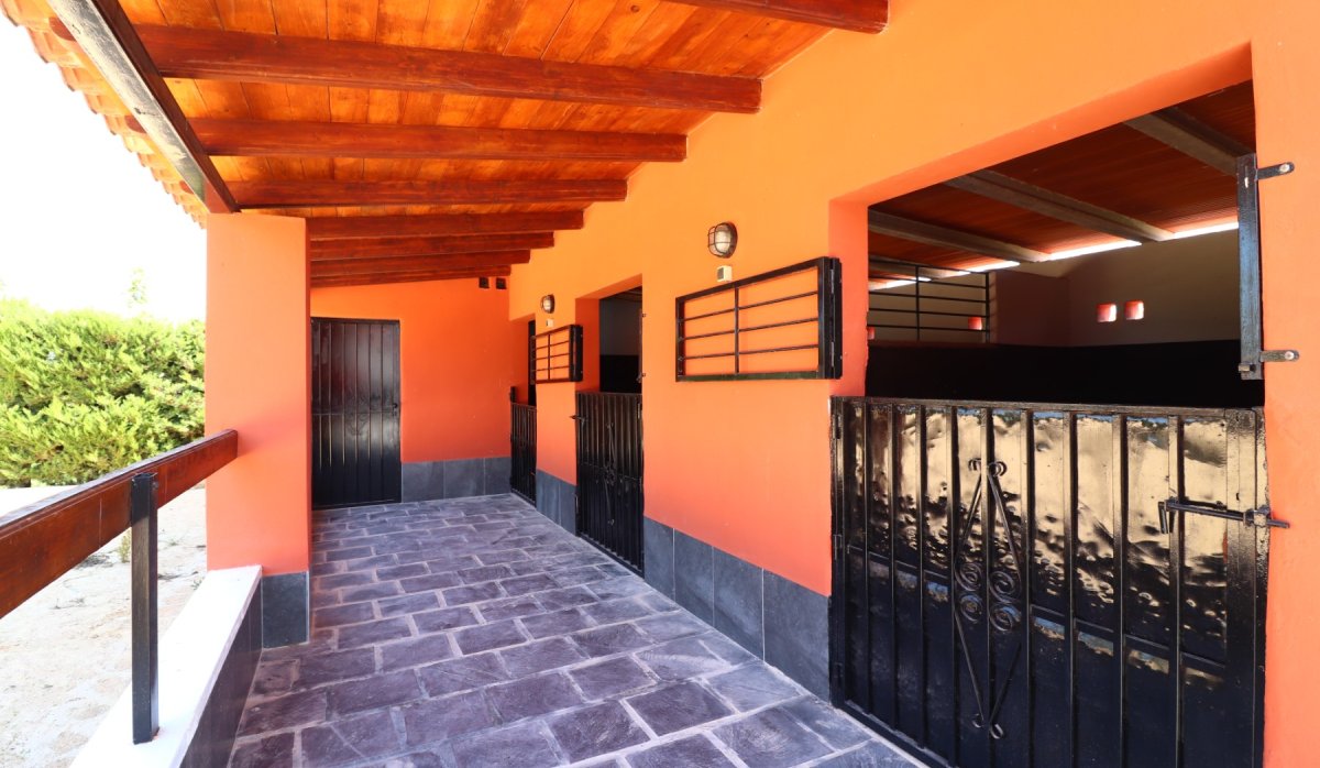 Resale - Villa - Heredades - Heredades - Country