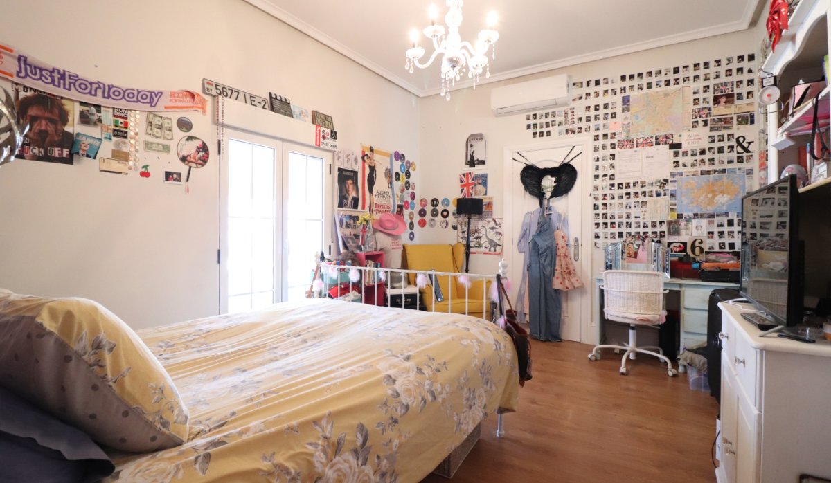 Resale - Villa - Heredades - Heredades - Country