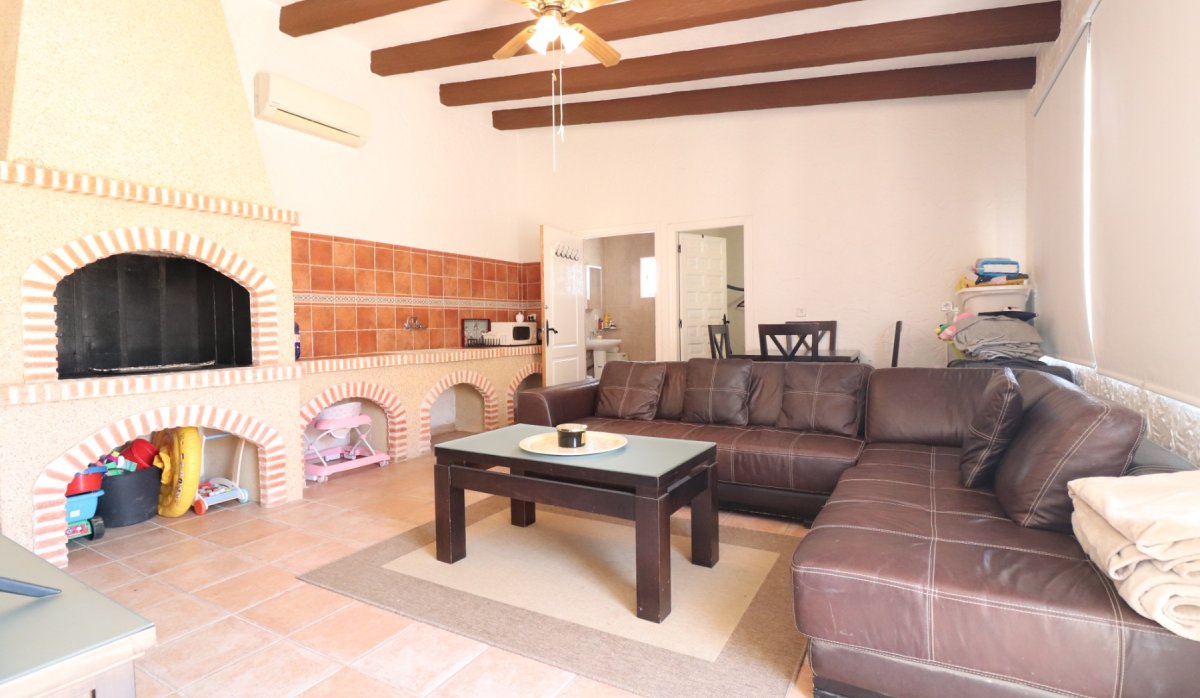 Resale - Villa - Heredades - Heredades - Country