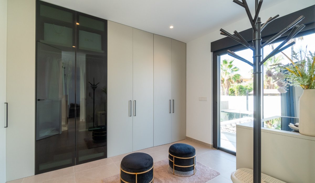 Resale - Villa - Torrevieja - Los Balcones