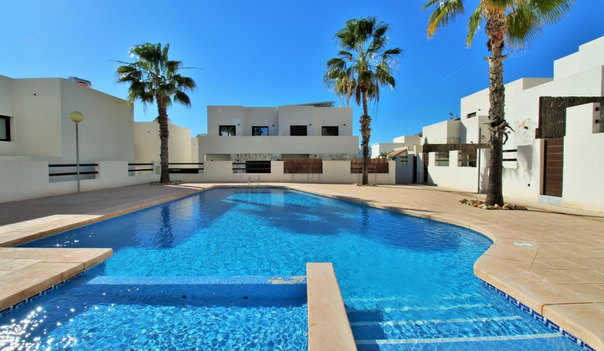 Revente - Villa - Villamartín - PAU 8