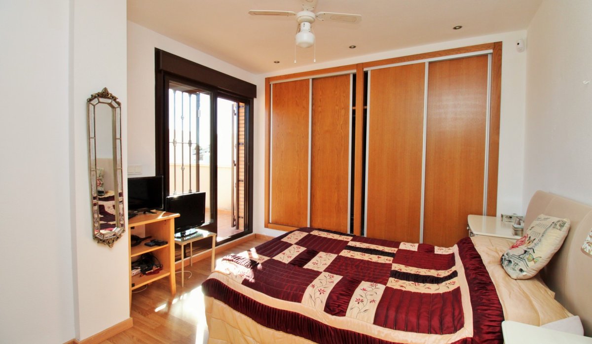 Revente - Villa - Villamartín - PAU 8