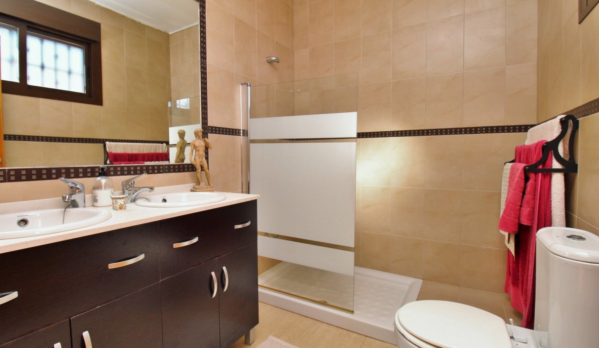 Revente - Villa - Villamartín - PAU 8