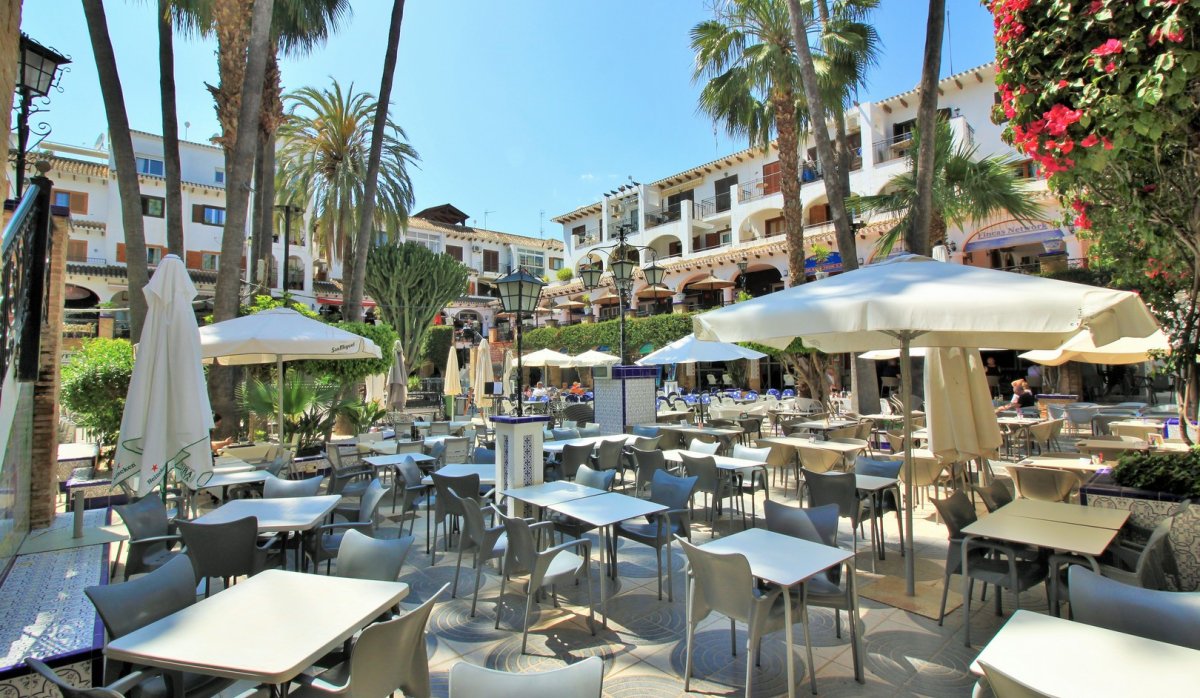 Revente - Villa - Villamartín - PAU 8