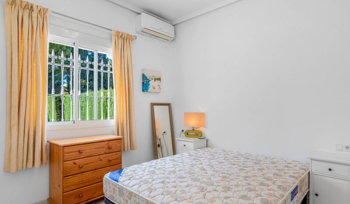 Reventa - Villa - Ciudad quesada - Doña Pepa