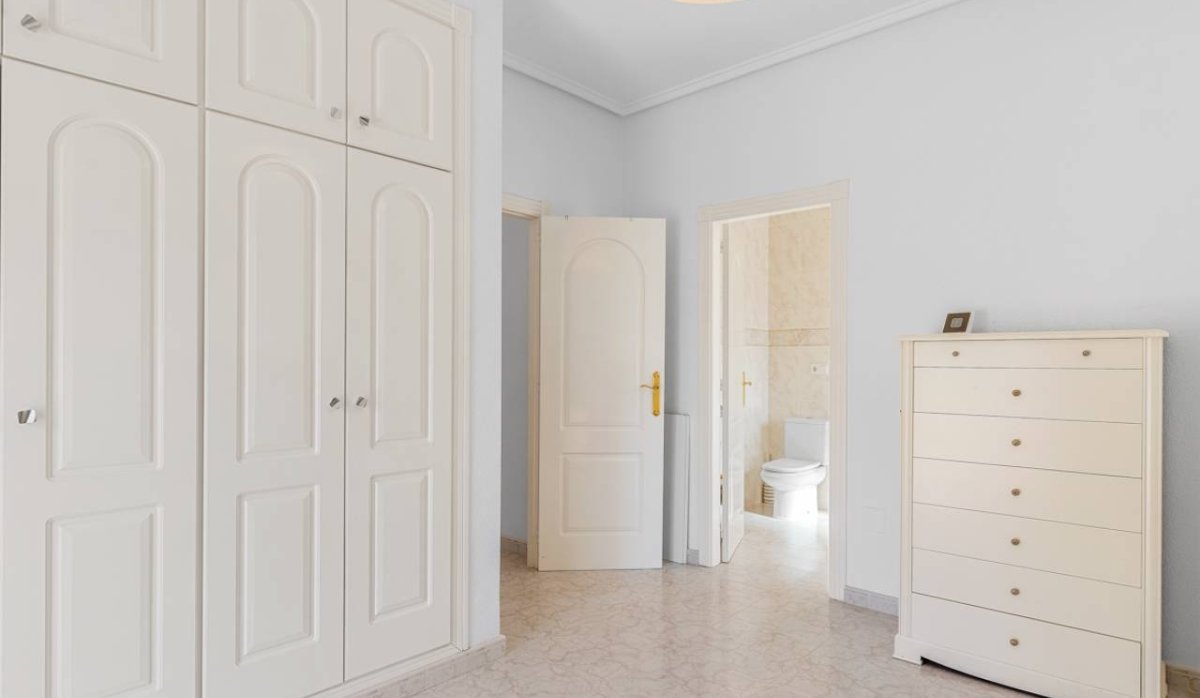 Reventa - Villa - Ciudad quesada - Doña Pepa