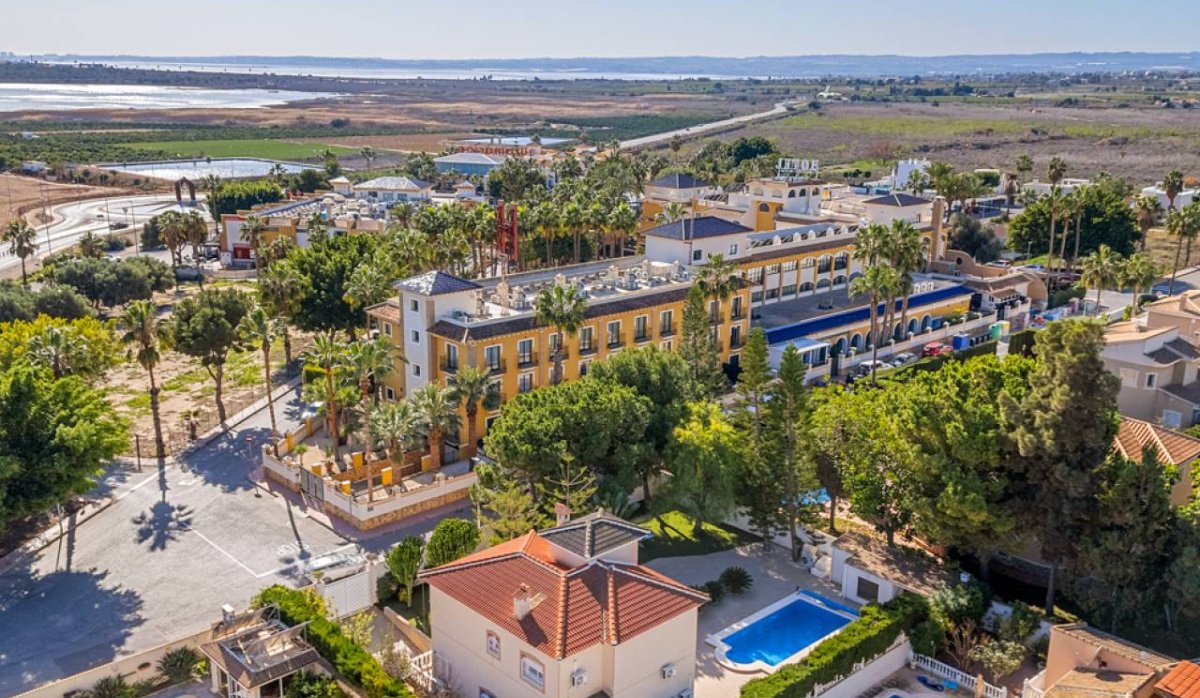 Reventa - Villa - Ciudad quesada - Doña Pepa