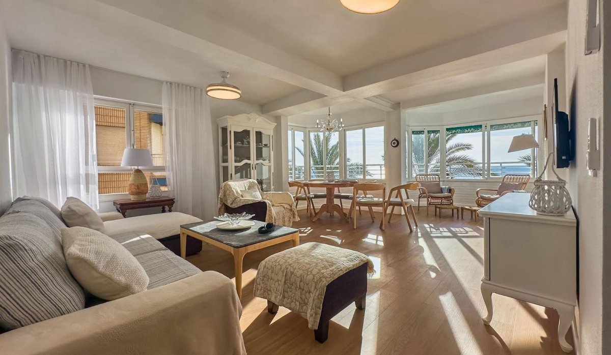 Resale - Apartment / flat - Torrevieja - Playa del Cura