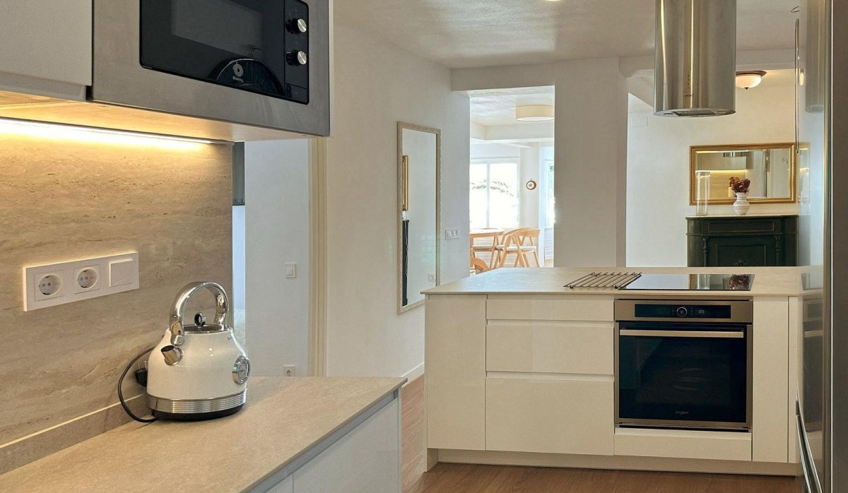 Resale - Apartment / flat - Torrevieja - Playa del Cura