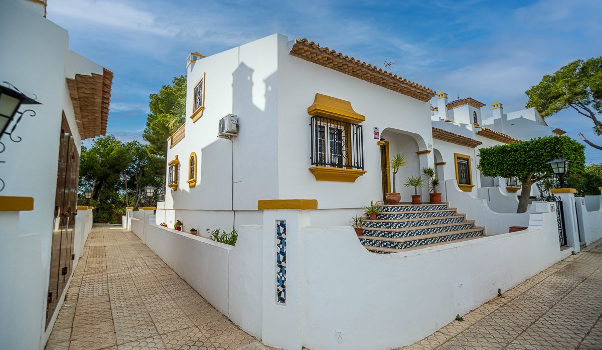 Revente - Villa - Orihuela Costa - Villamartín