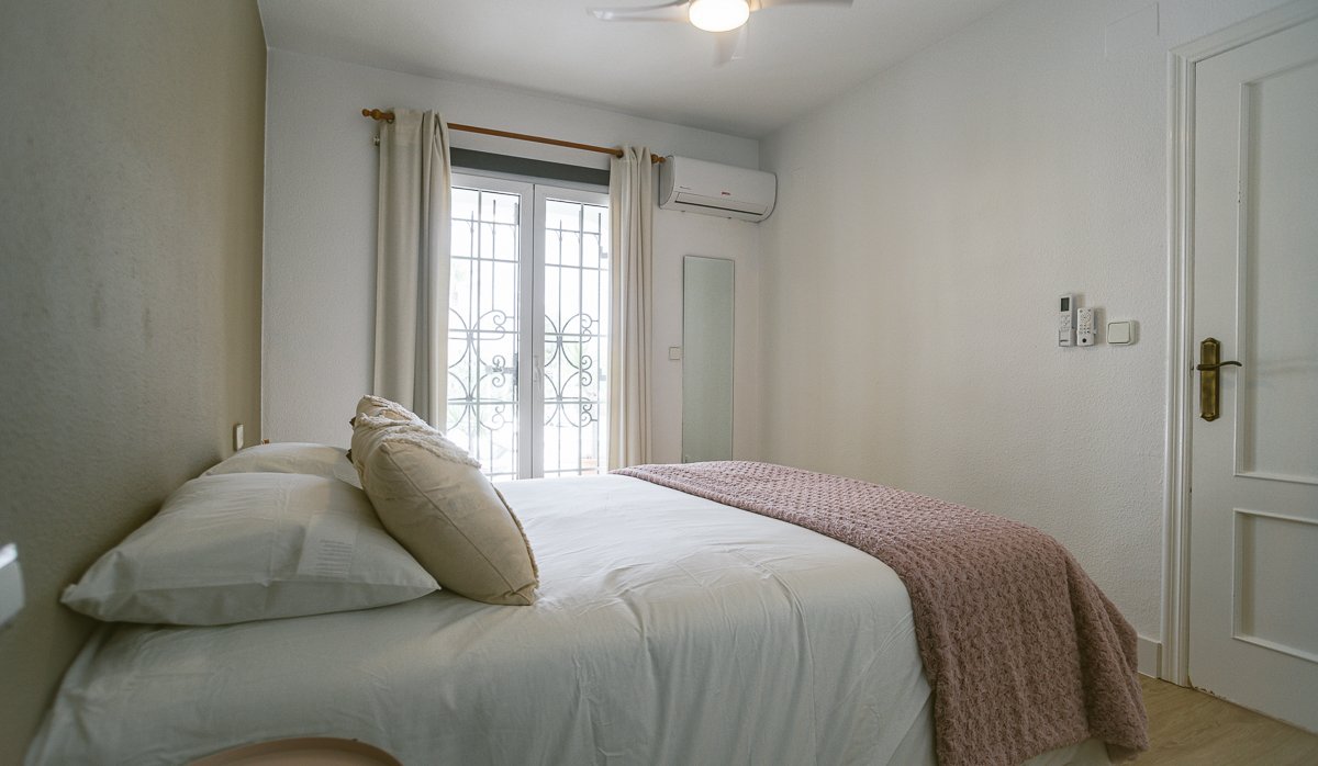 Revente - Villa - Orihuela Costa - Villamartín