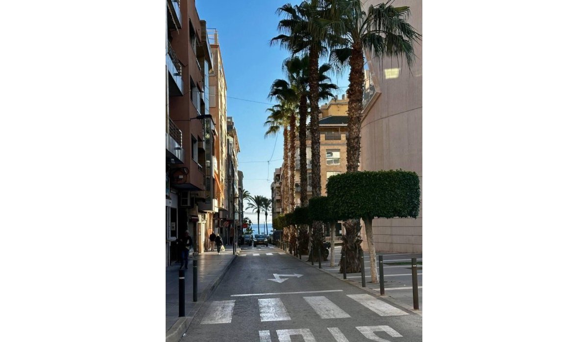 Resale - Apartment / flat - Torrevieja