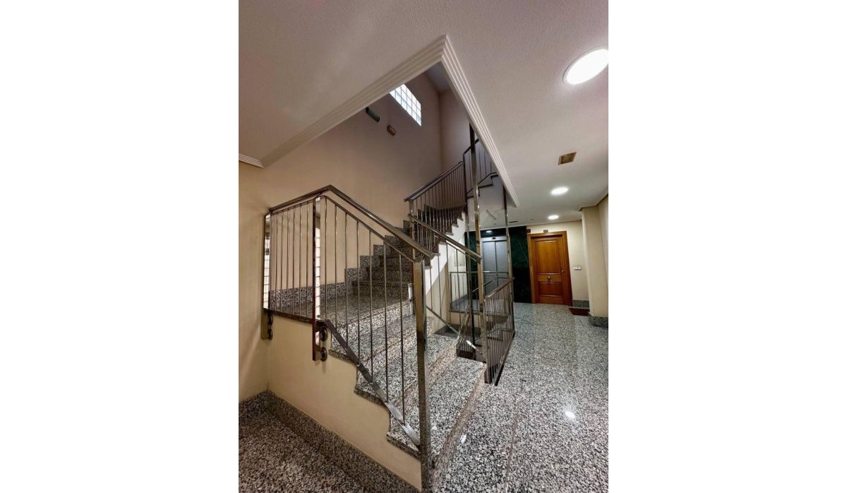 Resale - Apartment / flat - Torrevieja