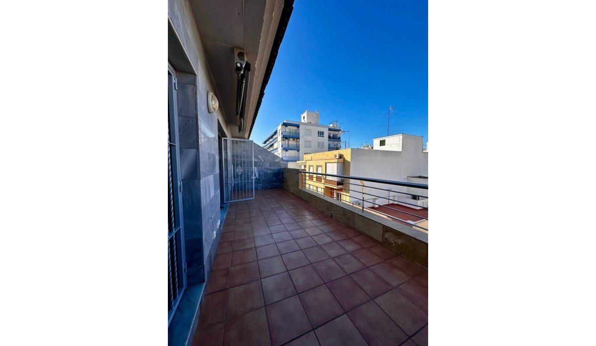 Resale - Apartment / flat - Torrevieja