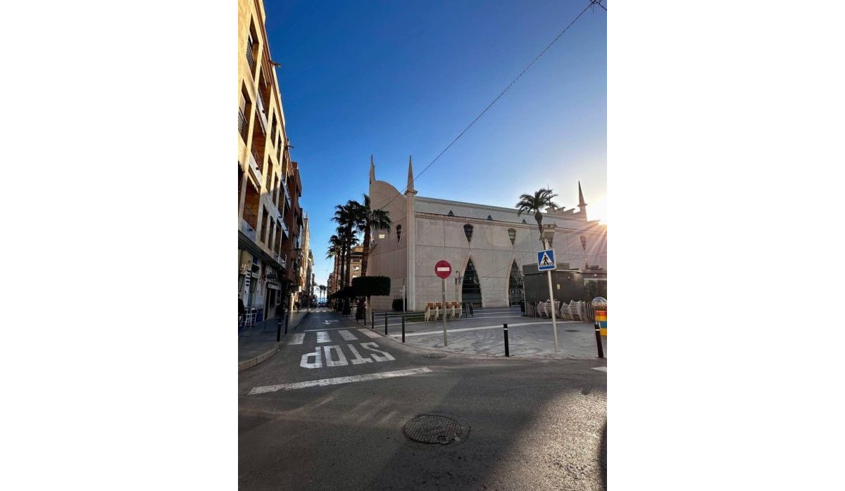 Resale - Apartment / flat - Torrevieja