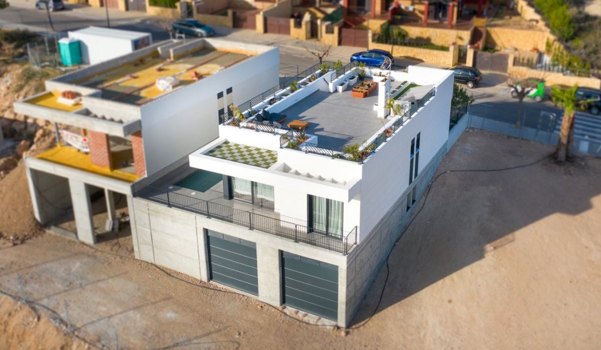 Obra nueva - Villa - Polop - Urbanizaciones