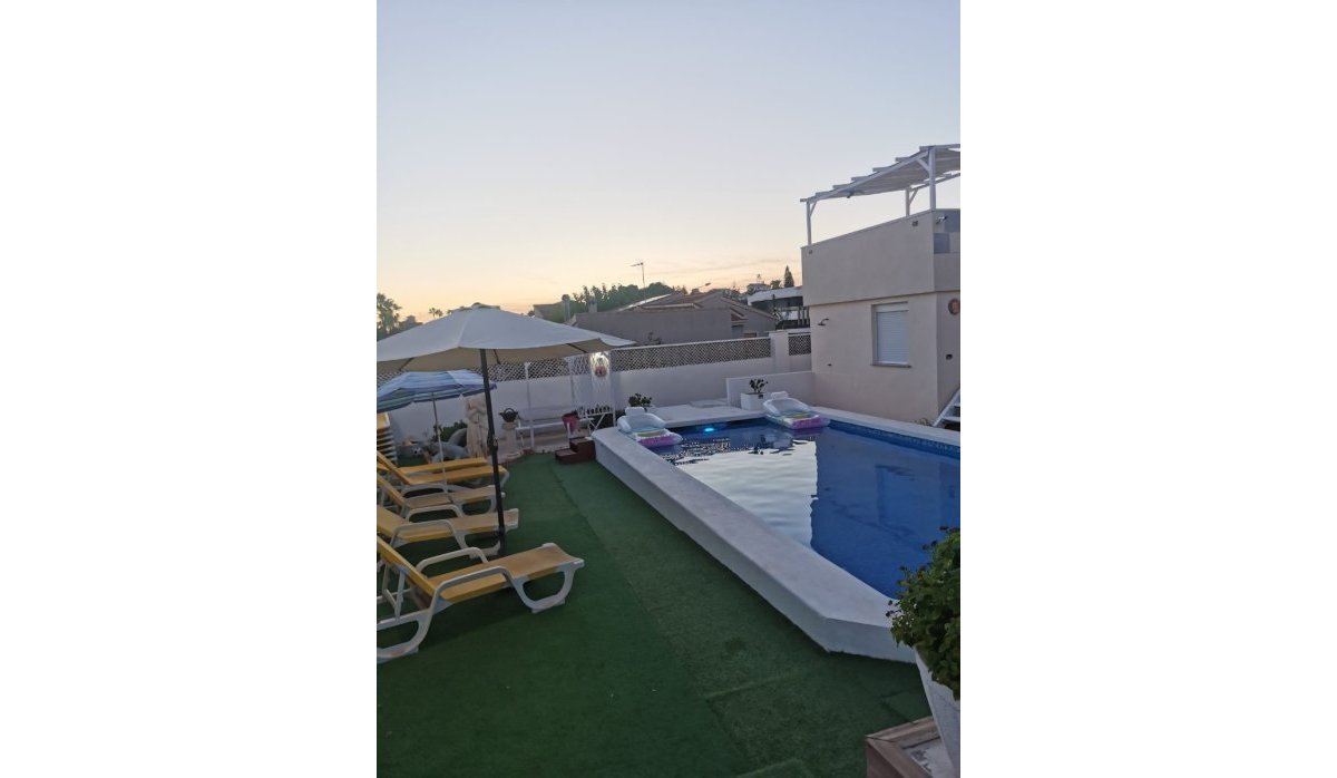 Revente - Villa - Ciudad quesada - Central Quesada