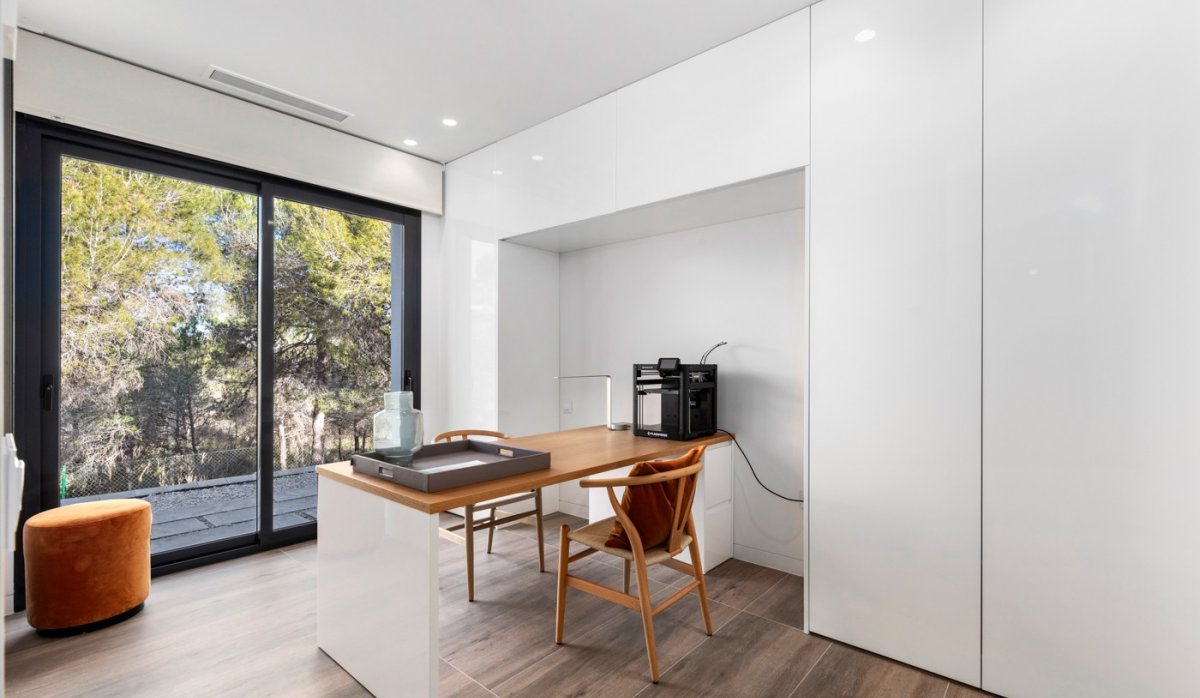 Resale - Villa - Las Colinas Golf Resort - Las Colinas golf