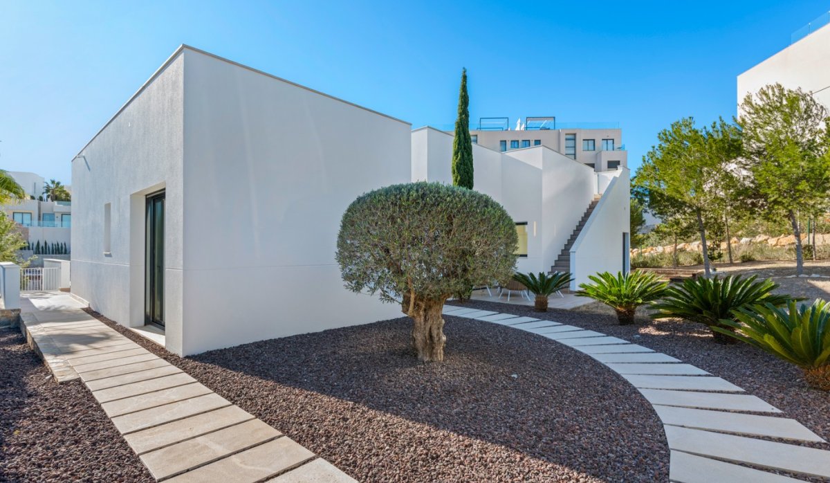 Resale - Villa - Las Colinas Golf Resort - Las Colinas golf