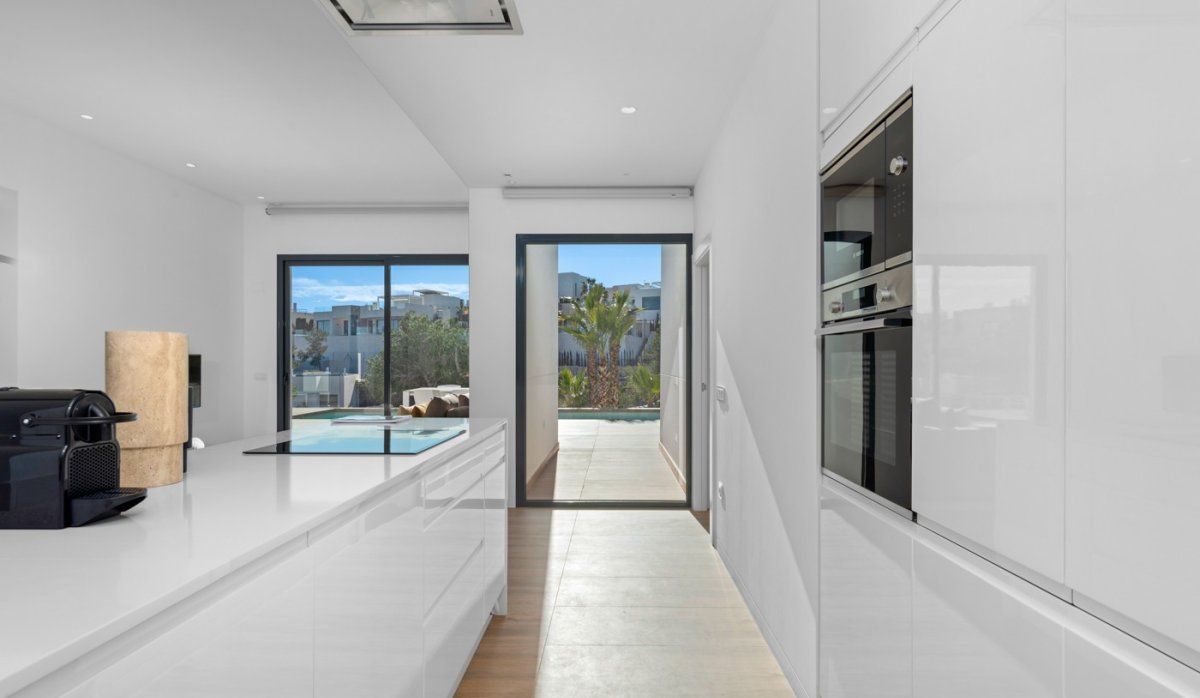 Resale - Villa - Las Colinas Golf Resort - Las Colinas golf