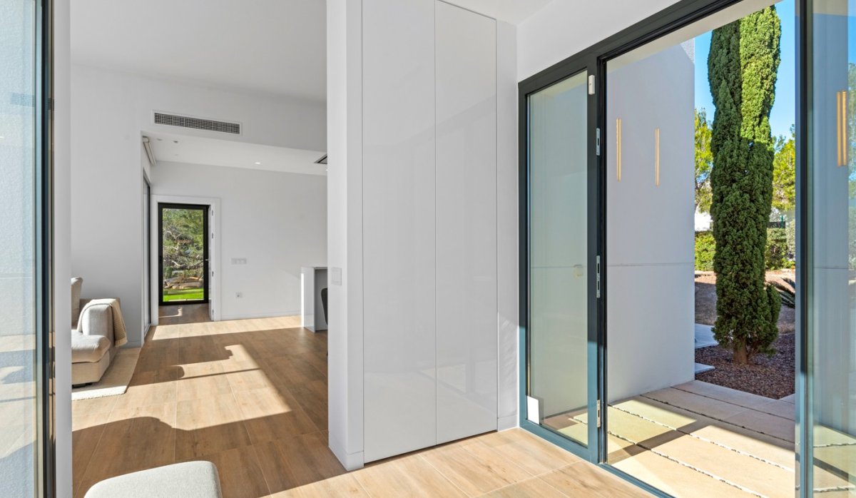 Resale - Villa - Las Colinas Golf Resort - Las Colinas golf