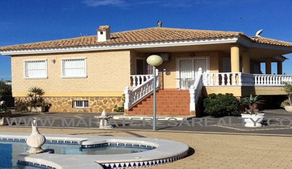 Resale - Villa - Valle del Sol