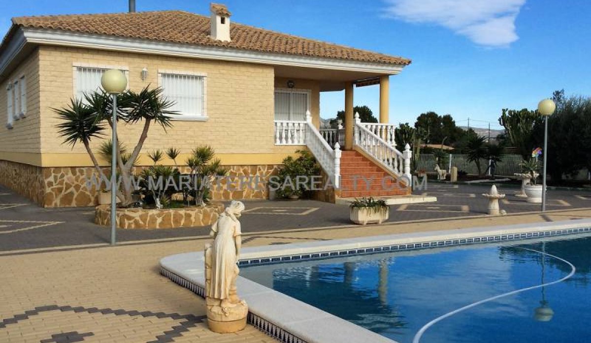 Resale - Villa - Valle del Sol