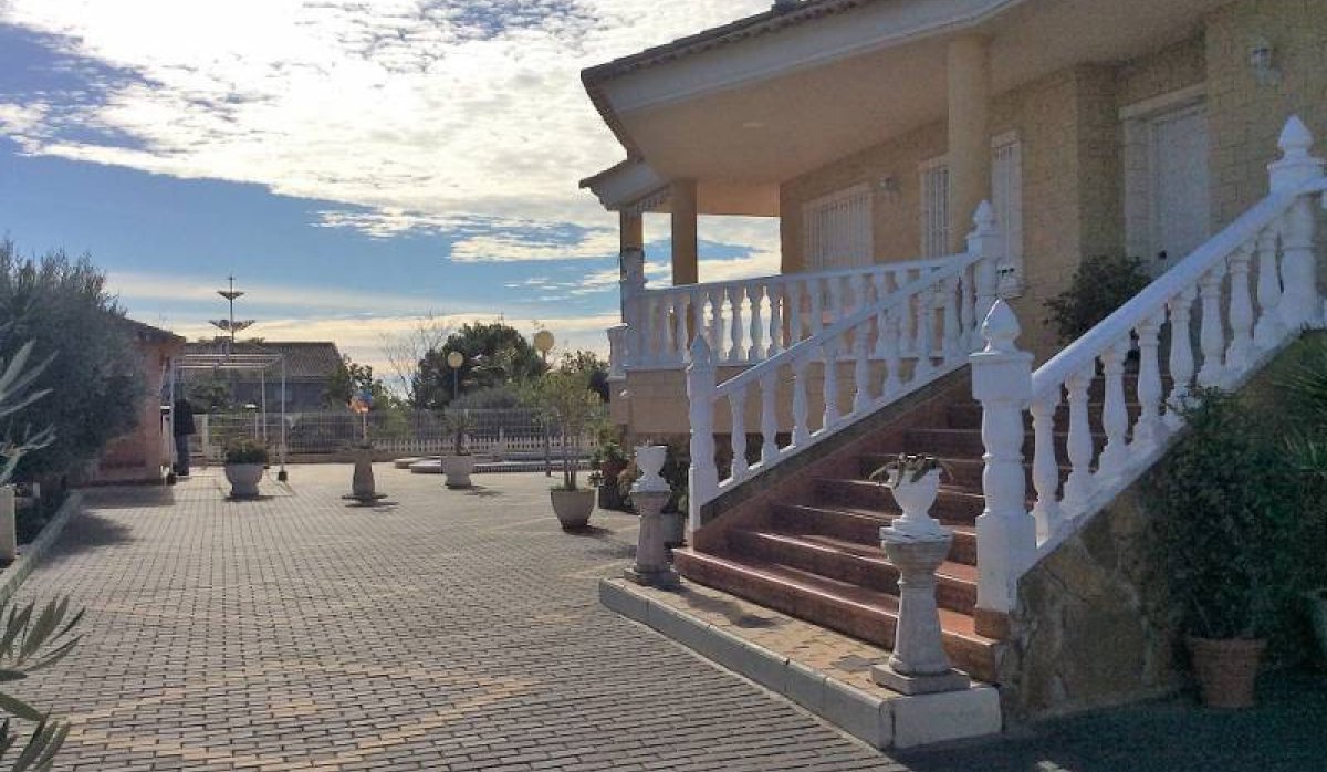 Resale - Villa - Valle del Sol