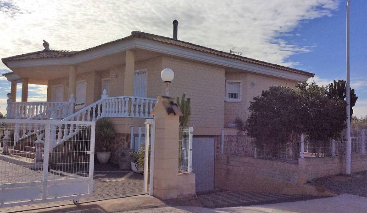 Resale - Villa - Valle del Sol