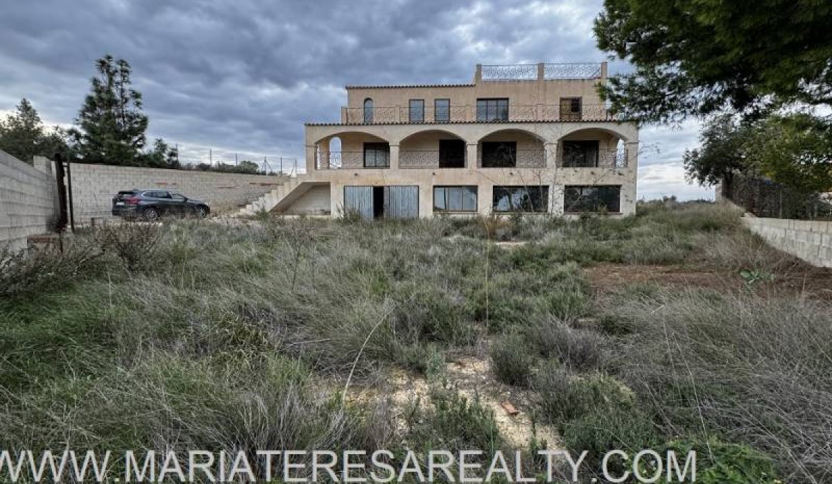 Resale - Villa - Valle del Sol